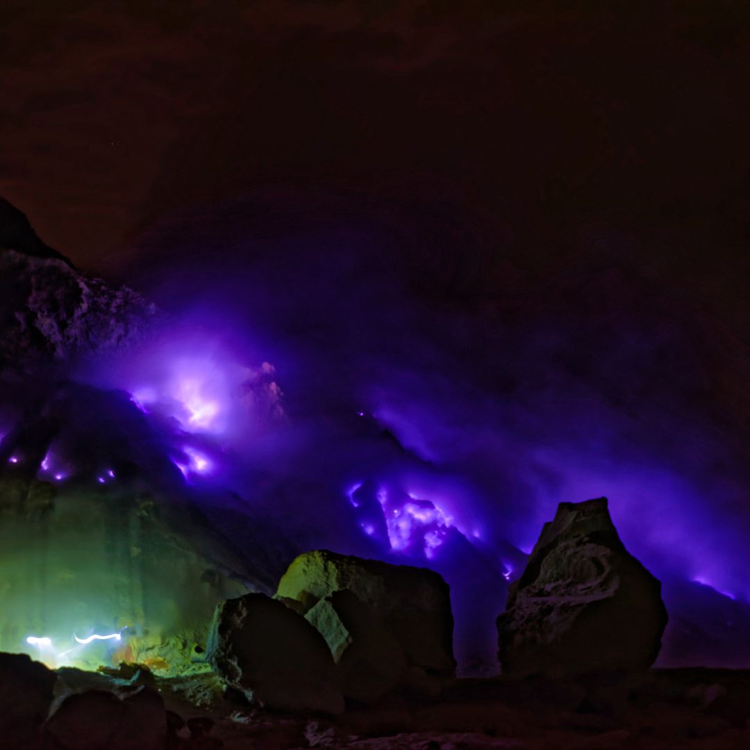 4 Tips Melihat Blue Fire Kawah Ijen Fenomena Langka Yang Mempesona