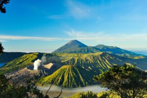 Liburan ke Bromo Saat Puasa: Apa Untungnya?