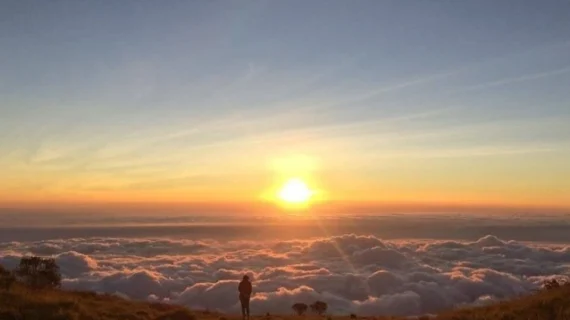 Fakta Unik Gunung Berbabu