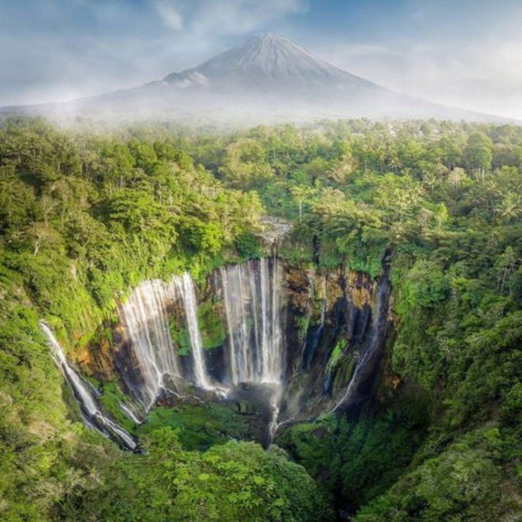 5 wisata alam di pronojiwo