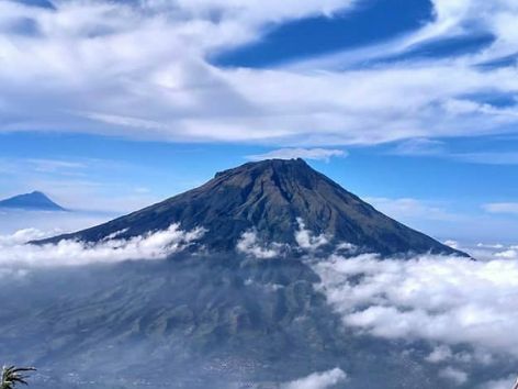 rekomendasi gunung terbaik di jawa tengah
