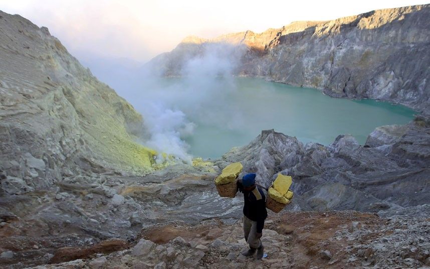 penambangan kawah ijen
