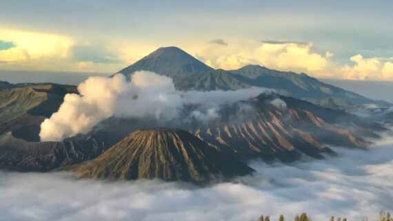 kawah ijen vs bromo