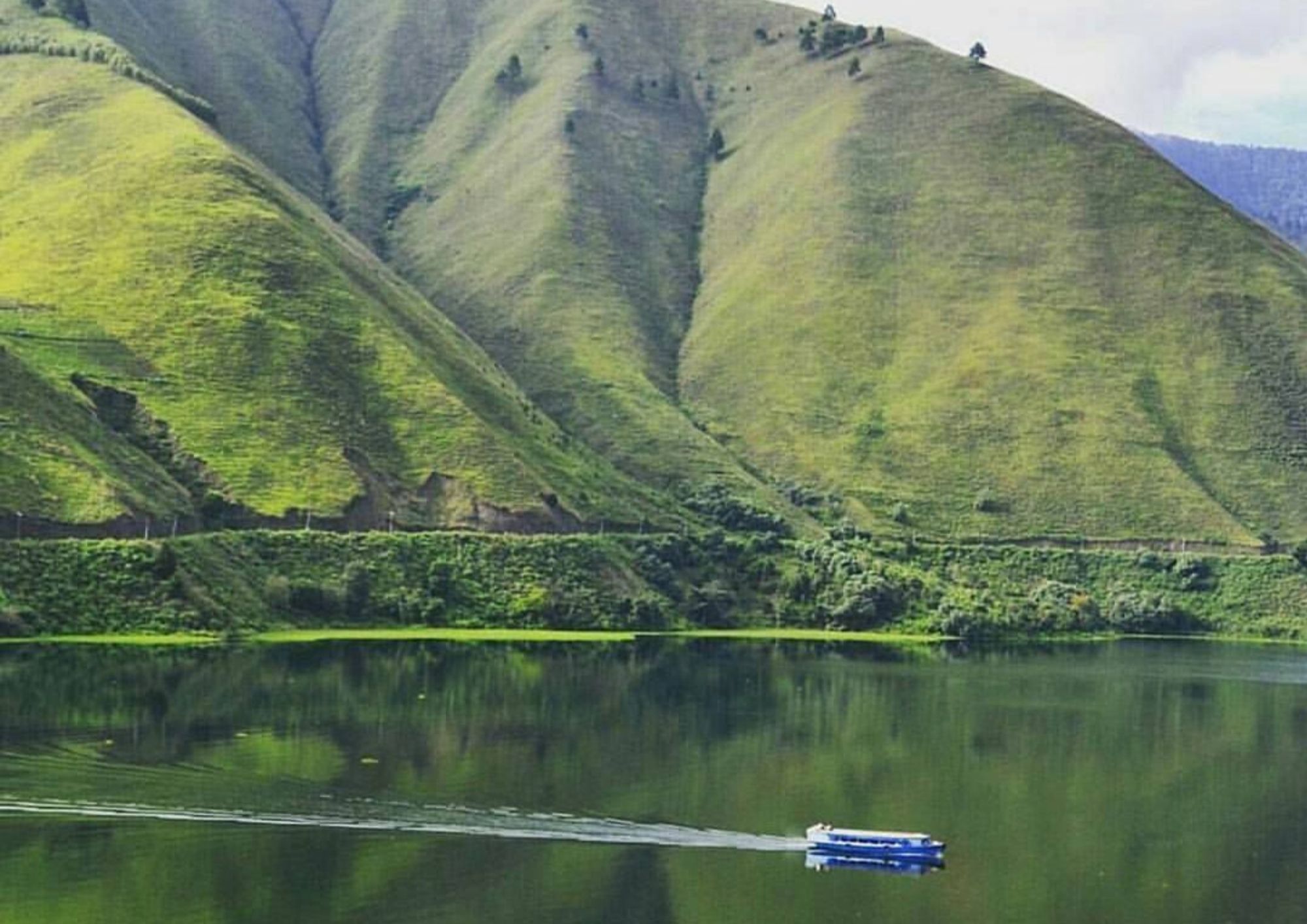 Pulau Samosir pesona alam dan budaya