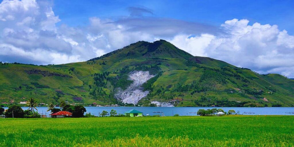 Gunung Suci Batak