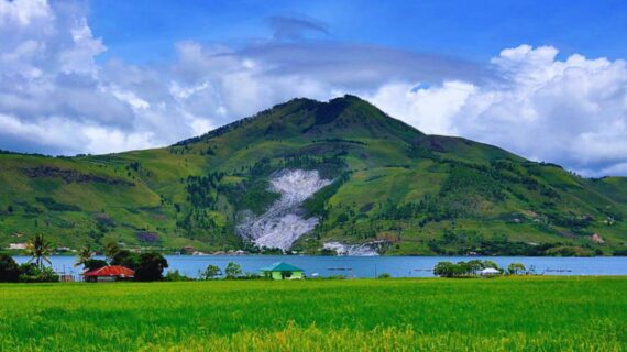 Gunung Suci Batak