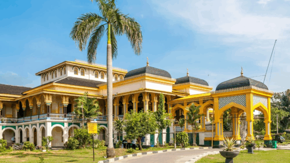 Istana Maimun Medan