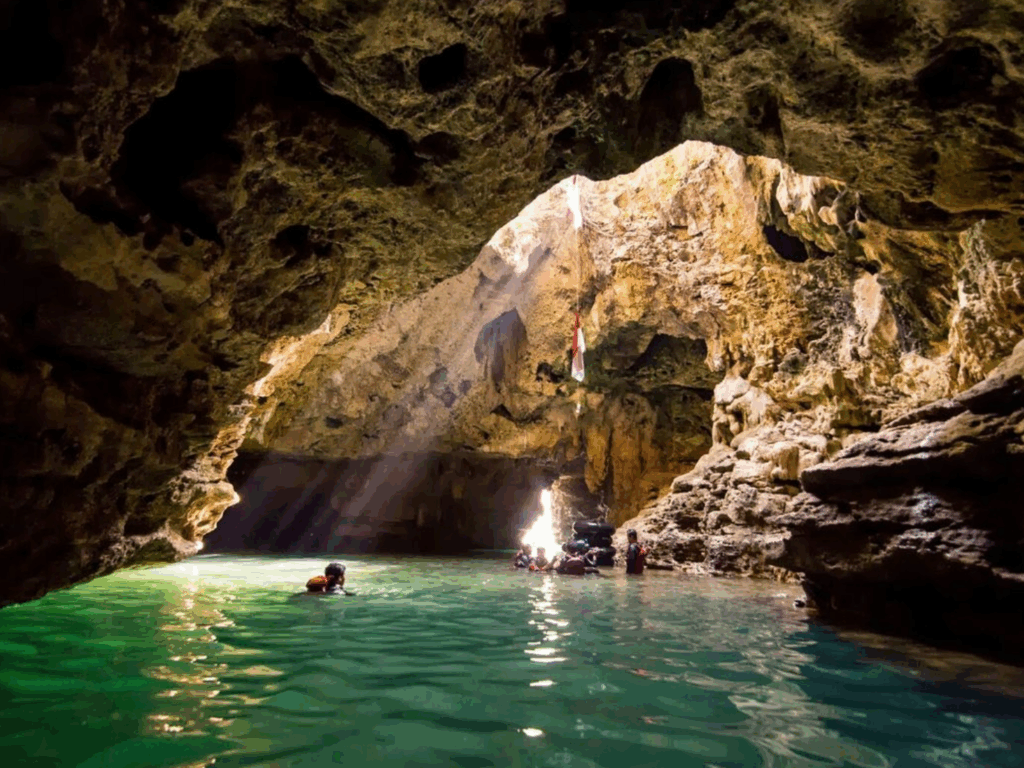 Wisata Goa Pindul