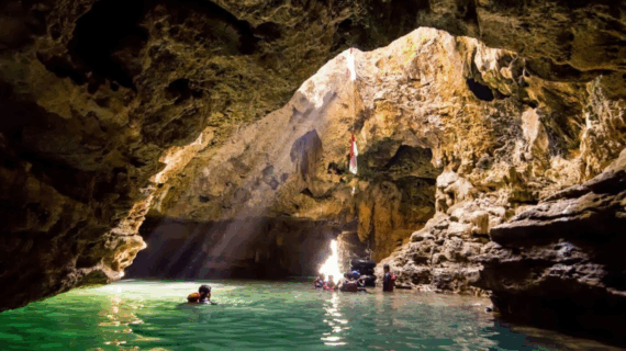 Wisata Goa Pindul