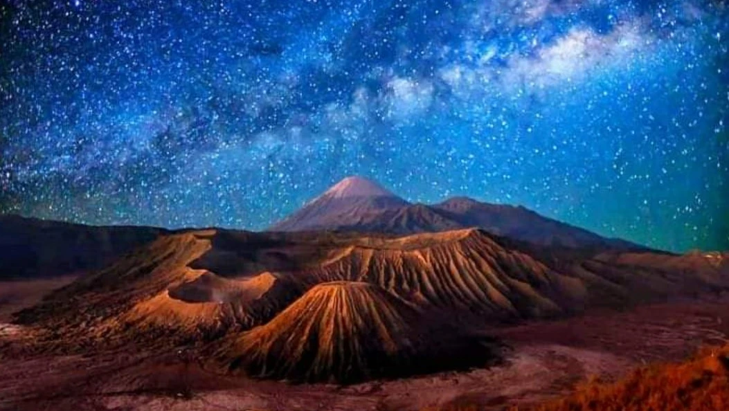 milky way gunung bromo