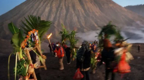 Suku tengger bromo