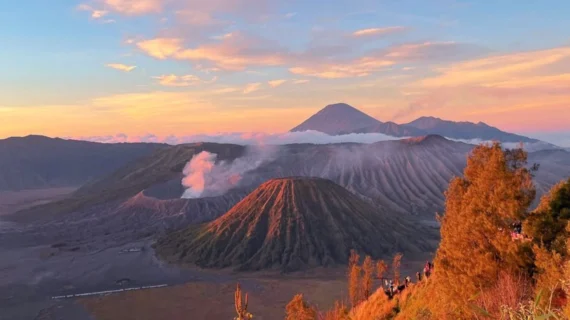 spot sunset bromo