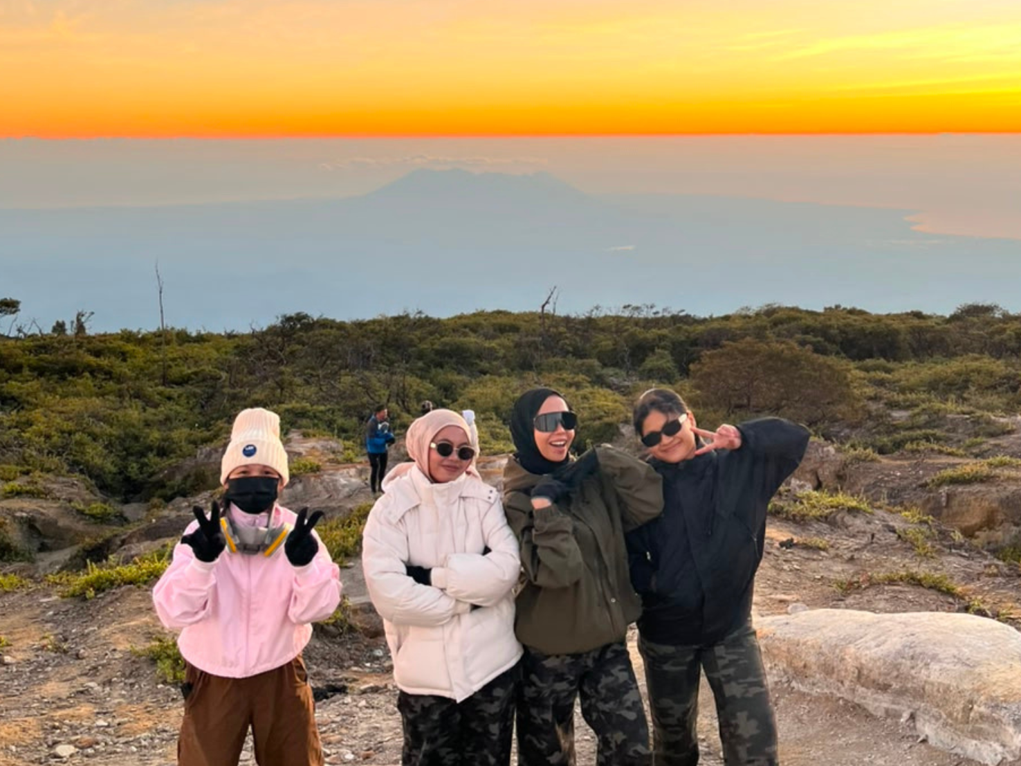 Sunrise Bromo atau Ijen